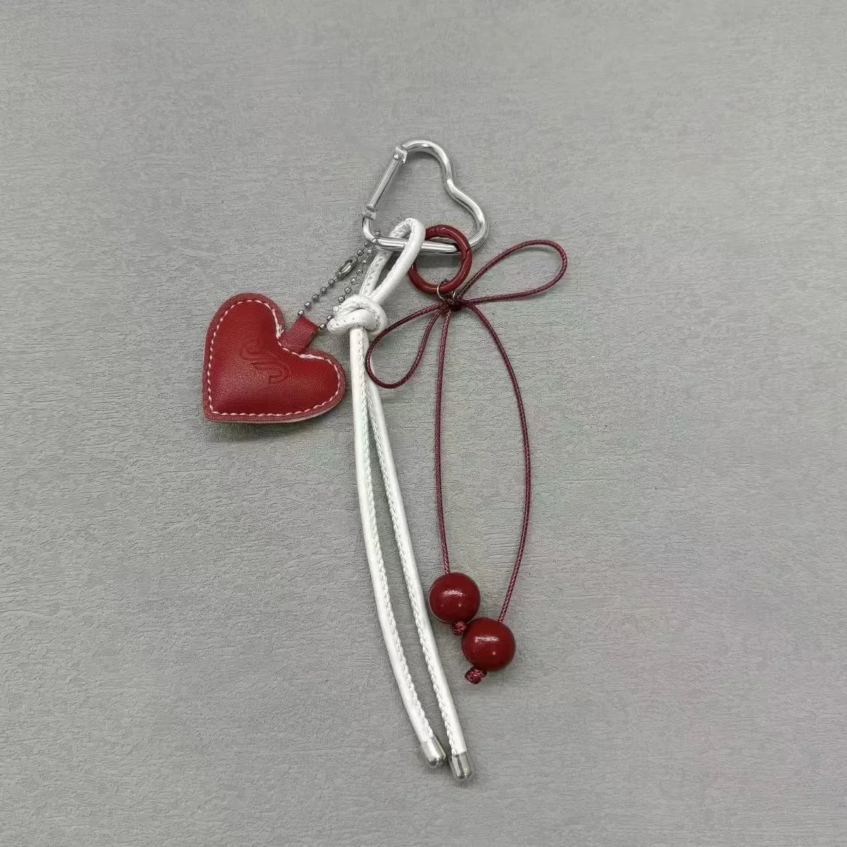 Fashionable Heart Leather Rope Keychain